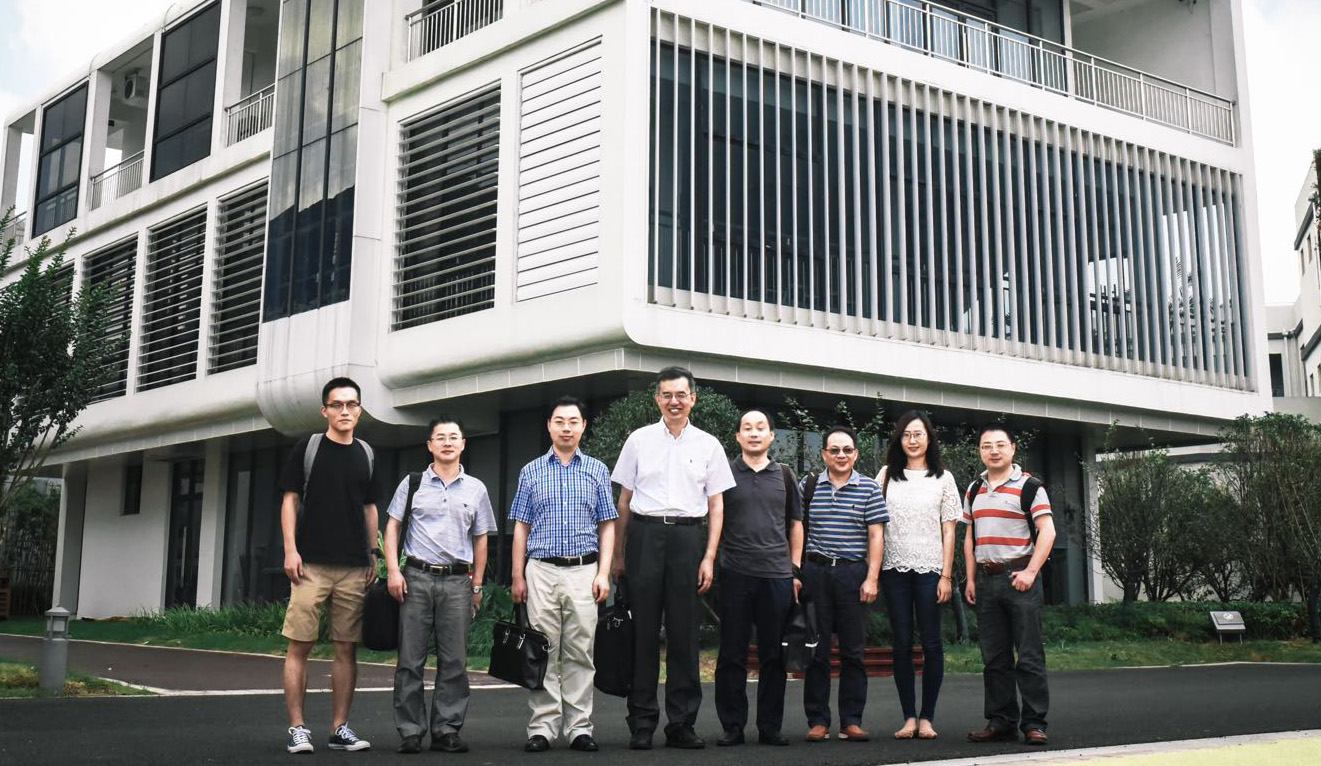 Prof. Menghao Qin